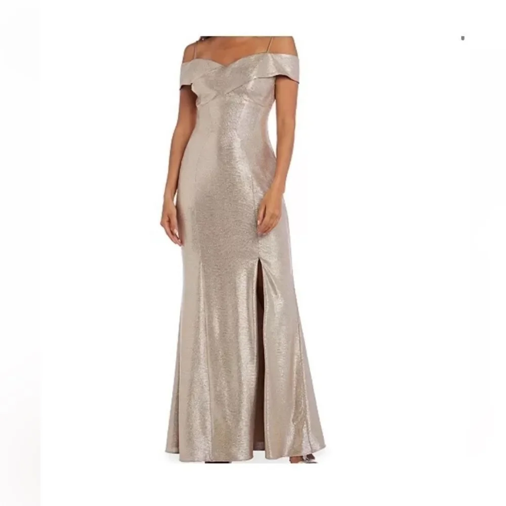 Nightway Cold-Shoulder Foil Gown -
Champagne/Gold new size 8 women’s dress - Picture 4 of 14